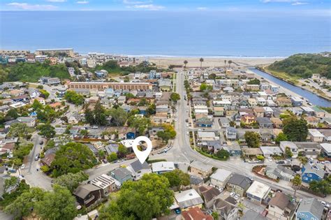 525 Cathedral Dr is a 1,794 square foot house on a 5,881 square foot lot with 3 bedrooms and 2 bathrooms. This home is currently off market - it last sold on July 30, 1996 for $290,000. Based on Redfin's Aptos data, we estimate the home's value is …